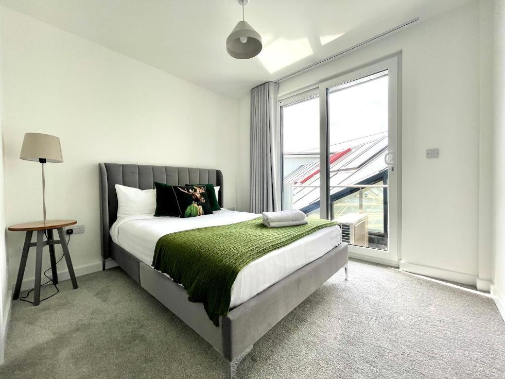 Bayard Plaza Penthouse Apartments Peterborough Eksteriør billede