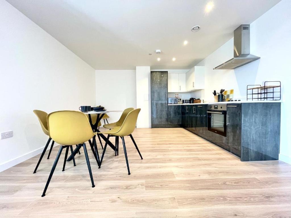 Bayard Plaza Penthouse Apartments Peterborough Eksteriør billede