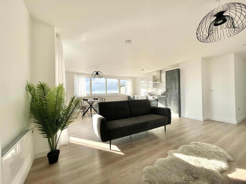 Bayard Plaza Penthouse Apartments Peterborough Eksteriør billede